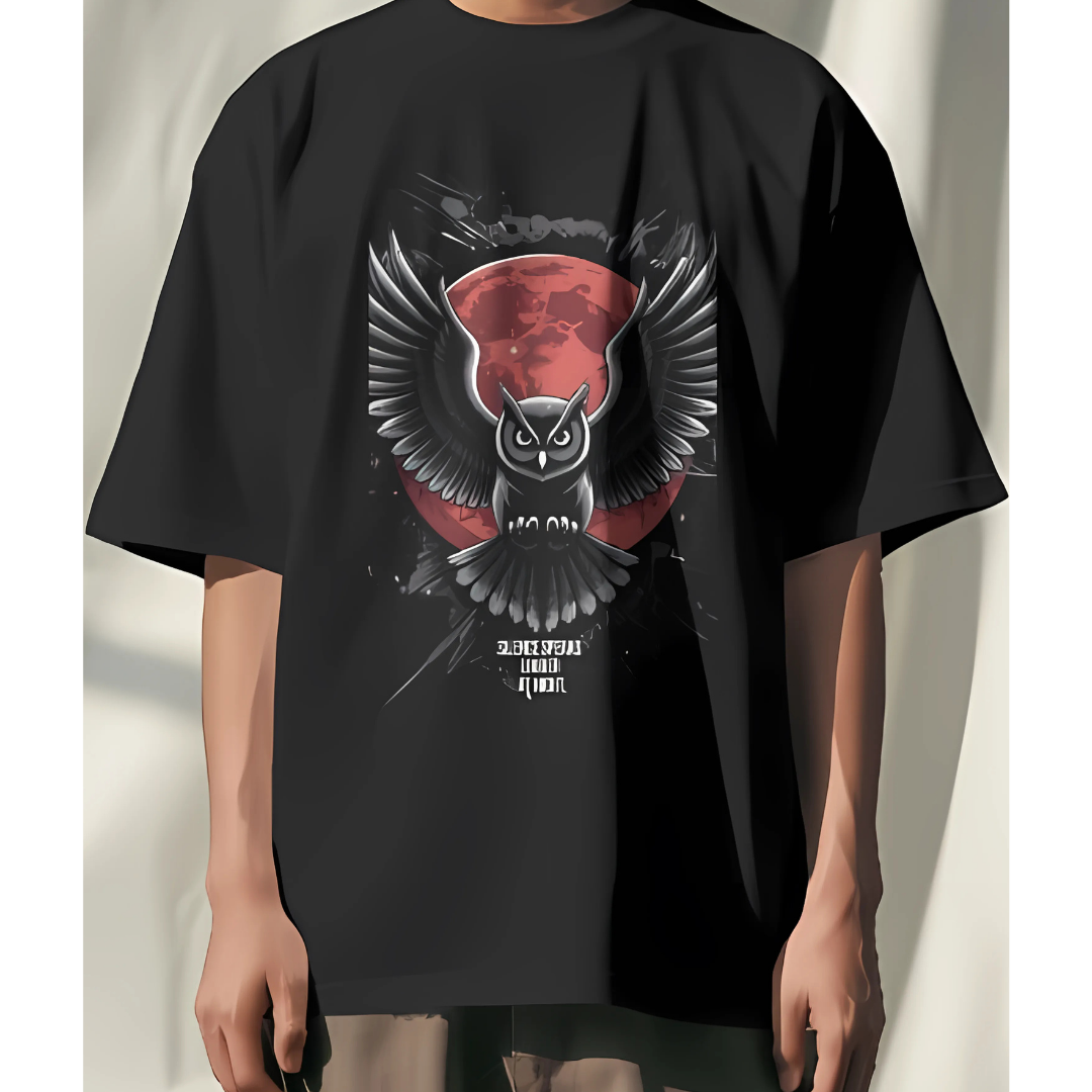 Unisex casual wear featuring an owl illustration on a graphic tee with a modern and versatile design.
